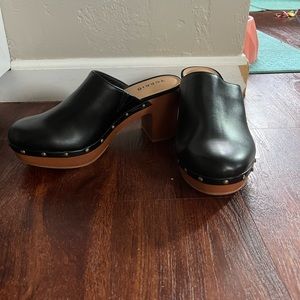 Black Torrid Clogs